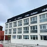 6 Vistasur Apartment